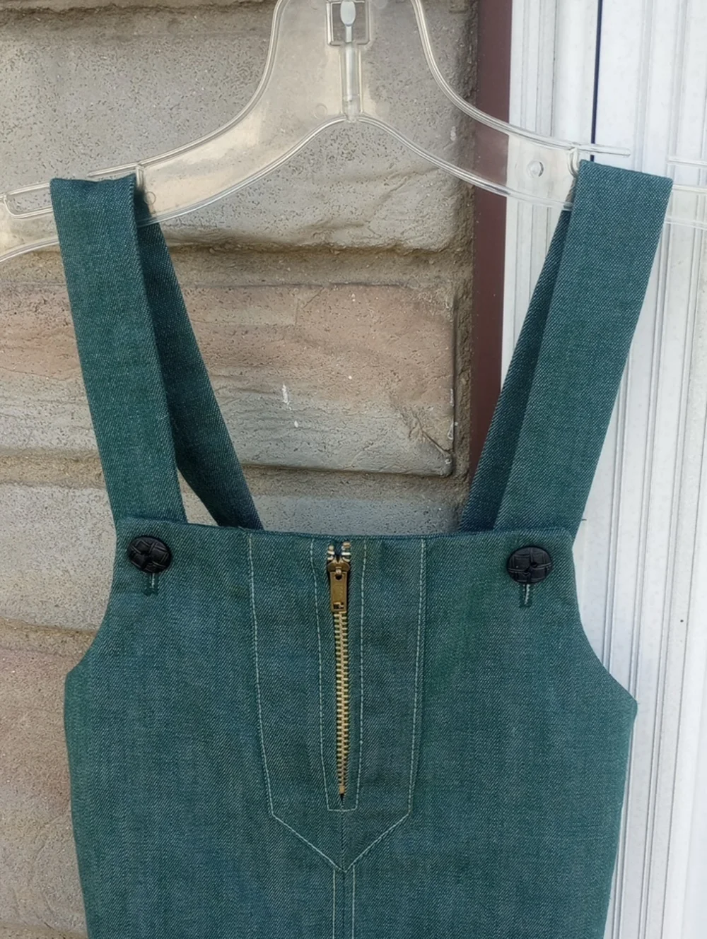 Girl's Hunter Green  Casual Vintage Jumper w/ Zipper.  Size 5?